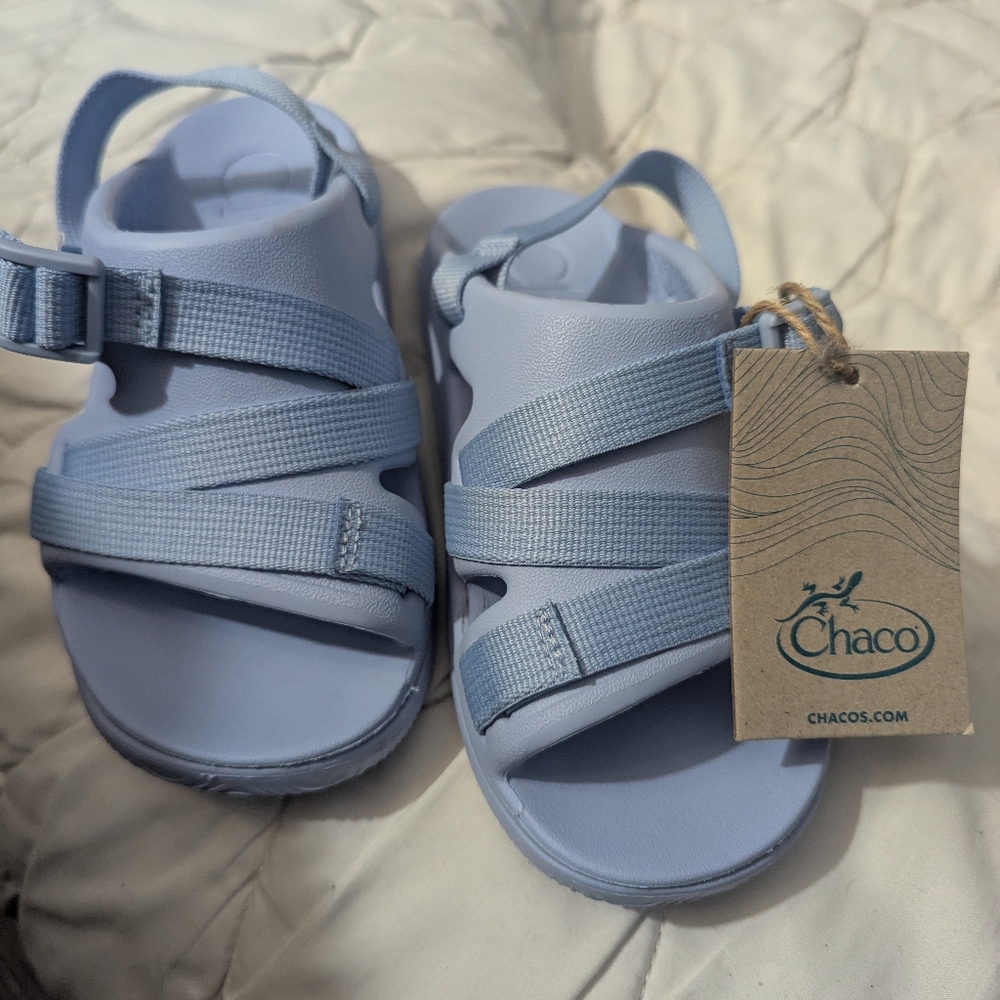 NWT Chaco Kids Sandals Size 1